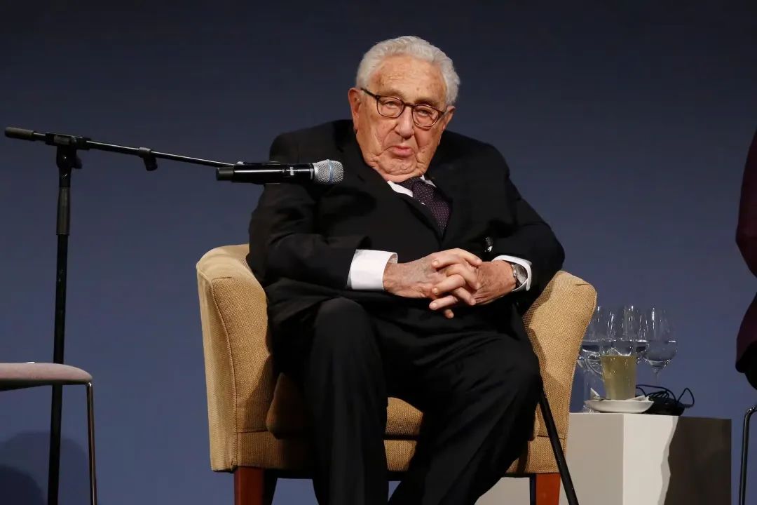 百岁基辛格观点明确，“战争责任不仅仅在普京一人身上” “战前并不赞成乌克兰加入北约” “但是俄罗斯不可以赢”-ichn.eu | 人在欧洲
