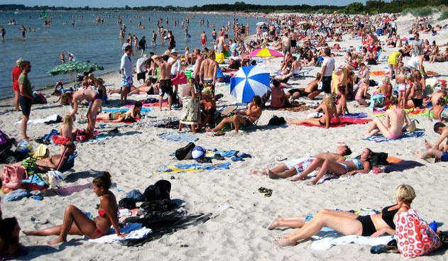 两中国“大妈“骂架走红欧洲!因抢客,用“加密“的中国方言开骂,听得老外一脸懵逼...-ichn.eu | 人在欧洲