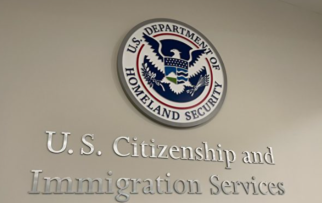 美国移民局更新家庭移民签证指南，等亲属排期看过来-ichn.eu | 人在欧洲