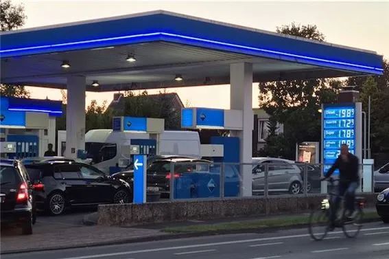 ADAC提示：晚上加油的省钱效果越来越小-ichn.eu | 人在欧洲