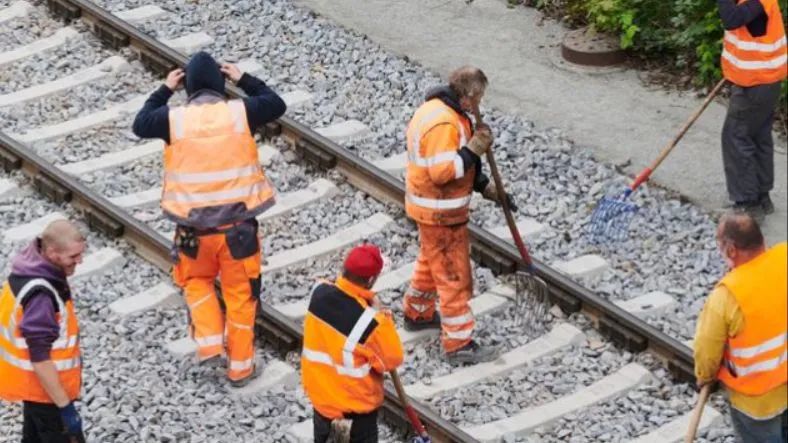 德国铁路的“翻修挑战”！预算紧张，德铁翻修计划将有-ichn.eu | 人在欧洲