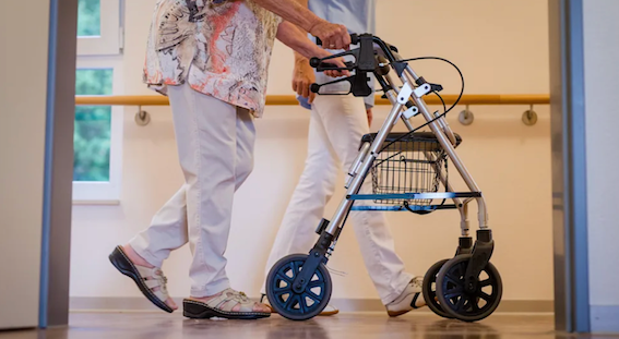 护理保险濒临破产：社保缴款还要进一步上涨？！-ichn.eu | 人在欧洲