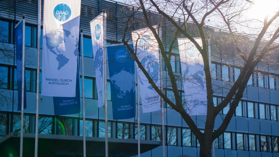 3.87万名中国学生正在德国读大学，中国留学生聚集-ichn.eu | 人在欧洲