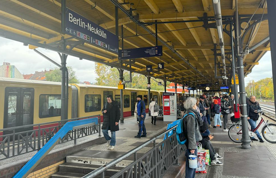 柏林轻轨车站的爆炸物案件不是恐袭，是炸ATM机-ichn.eu | 人在欧洲