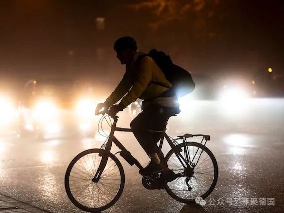 无外力影响的骑行事故越来越多-ichn.eu | 人在欧洲