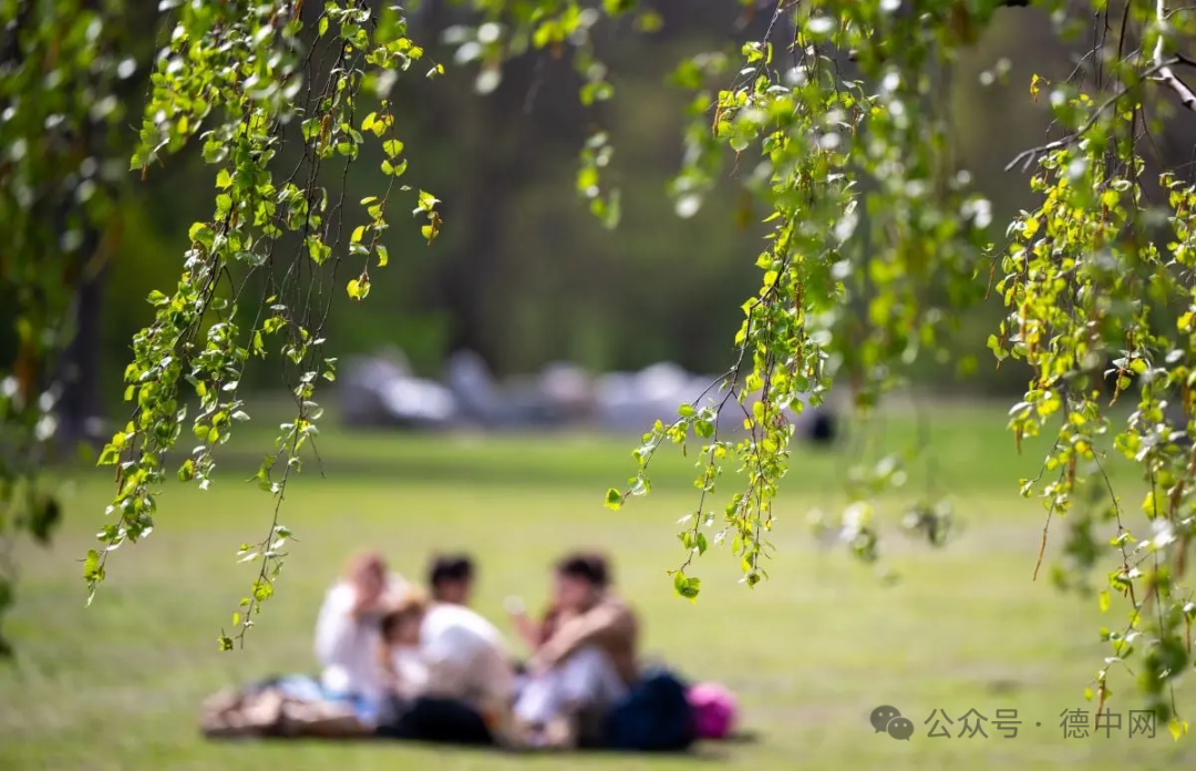 柏林居民今年为何有一天额外假期?-ichn.eu | 人在欧洲