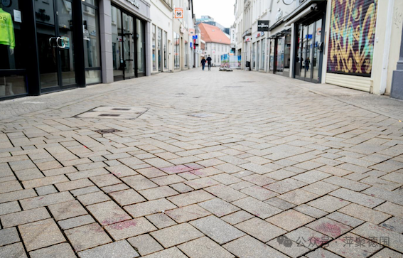 警察执法调查：一男子身中四枪，其中三枪是从背后击中-ichn.eu | 人在欧洲