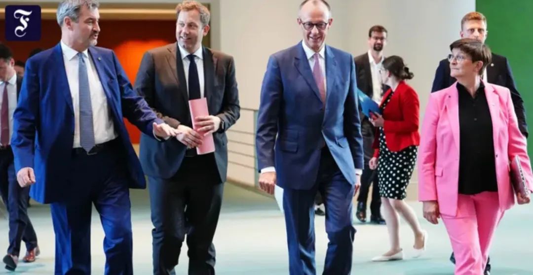 德国出台新政：暂停部分家庭团聚，取消三年快速入籍-ichn.eu | 人在欧洲