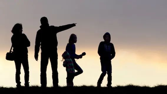 世界人口报告：许多家庭没有达到期望的孩子数量-ichn.eu | 人在欧洲