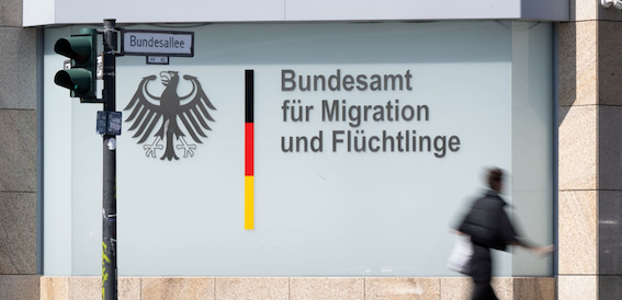 德国要驱逐的阿富汗人有近11500人-ichn.eu | 人在欧洲